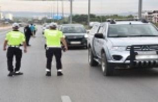 Seçici Göz Denetiminde 35 sürücüye 7 bin 717...