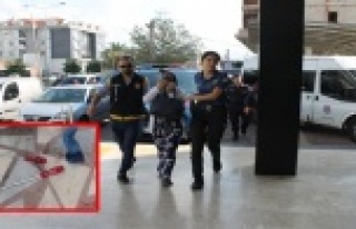 Alanya’da 2 kadın hırsızlık şüphelisi suçüstü...