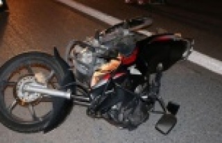Alanya’da motosikletler kafa kafaya çarpıştı:...