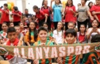 Fatih Sultan Mehmet Ortaokulu'nda Alanyaspor...