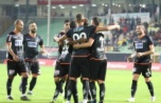 Süper lig lideri Alanyaspor kupada turladı
