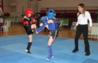 10 ilden 520 sporcu Alanya'da yarışıyor