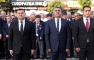 Alanya Atatürk'ü saygıyla andı
