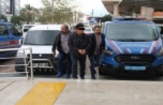 Alanya’da hapis cezasıyla aranan şüpheli hastanede...