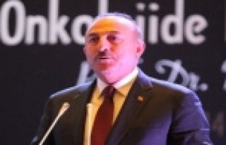 Çavuşoğlu, bu kez kürsüye annesini kanser sebebiyle...