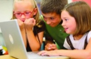 "Çocuklar sosyal medya yoluyla ekonomik olarak...