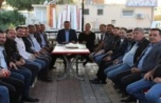 MHP vatandaşın talep ve önerilerini dinledi