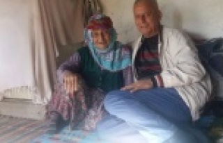 Muhtar annesini kaybetti