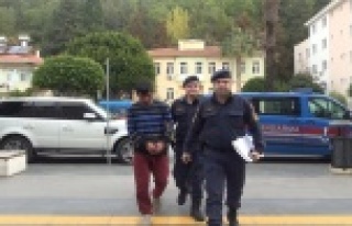 5 yıldızlı otelin oyun salonundaki para kasasını...