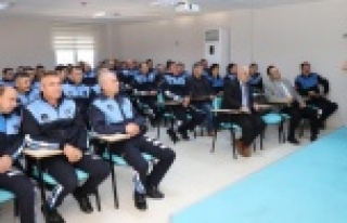 Alanya Belediyesi zabıta personeli eğitimle gelişiyor