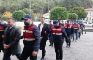 Antalya'da suç örgütü operasyonu: 8 gözaltı