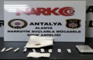 Alanya'da dur ihtarına uymayıp kaçmaya çalıştı