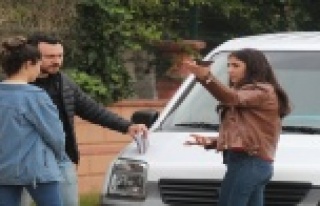 Antalya'da lise öğrencisine kapkaç şoku