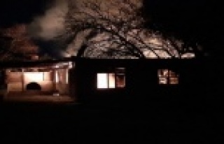 Yangında ev kullanılamaz hale geldi