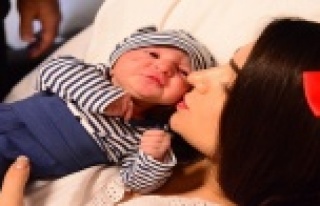 2 yaşa 7 yoğun bakım sığdırdı, direnciyle doktorları...