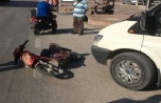 Alanya’da otomobilin çarptığı bisikletli yaralandı