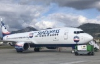 Alanyaspor uçağı Sivas'a inemedi