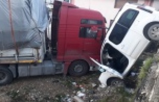 Ayağına kramp giren sürücü ölümden döndü