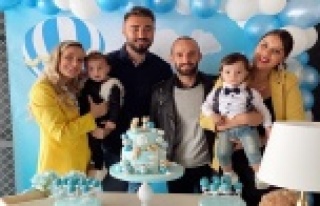 Edin Aras'a renkli kutlama