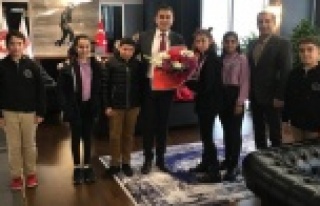 Emre'den miniklere adalet eğitimi