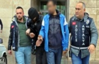 Sende hiç ar namus yok mu?” deyip gasp ettiler