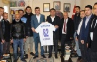 Uğur'dan Türkdoğan'a Kestelspor forması