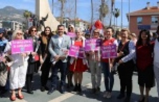 Alanya'da Dünya Kadınlar Günü kutlandı
