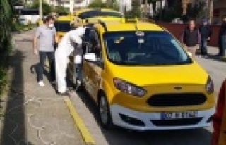 Alanya'da taksiler tek tek dezenfekte edildi