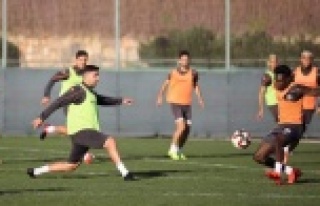 Alanyaspor'da kupa mesaisi başladı
