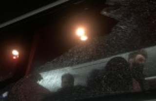 Alanyaspor taraftar otobüsleri taşlandı! Yaralılar...