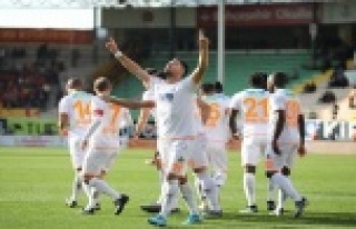 Alanyaspor’un 3 haftalık fikstürü açıklandı