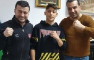 Altın madalyalı boksörden Erken'e ziyaret