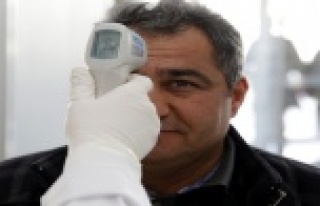 Büyükşehir hizmet binasında ateş ölçerli önlem