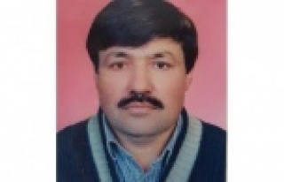 Eski muhtar traktörün altında can verdi