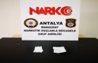 Uyuşturucu kullanıp drift yapan sürücüye 14 bin...