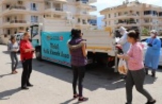 Alanya Belediyesi'nin mobil ekmek hizmeti devam...