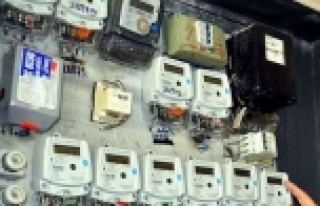 Alanya'da elektrik sayacı okurken köpek saldırdı