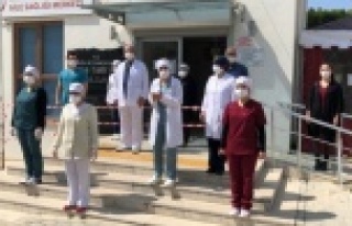Alanya'da sağlık çalışanları Taşçıoğlu'nu...
