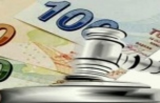 Alanya’da tedbirlere uymayarak toplu halde alkol...