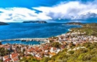 Antalya'nın korona vakasız ilçesinden müdavimlerine...