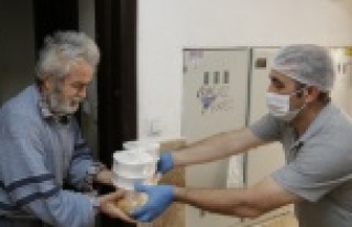 Büyükşehirden her gün binlerce sofraya sıcak...