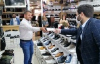 Gelecek Partisi Alanya'da maske dağıttı