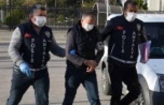 'Koronalıyım' diyerek polise tüküren...