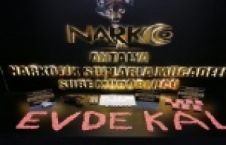 Polisten uyuşturucu operasyonu sonrası ‘Evde Kal’...