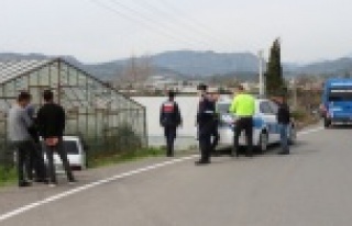 Sokağa çıkması yasak genç, polisten kaçmak isterken...