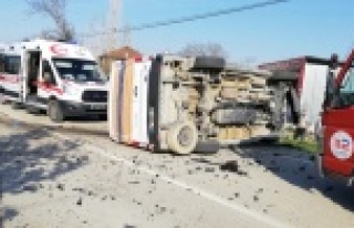 Trafik kazası: 2 yaralı var