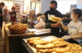 6 bin ücretsiz ekmek dağıttı