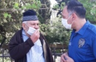 84 yaşındaki adam Alanya'da trafiği birbirine...