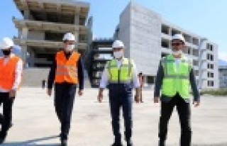 Alanya Belediyesi inşaatını yapan müteahhit korona...