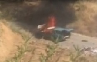 Alanya'da seyir halindeki araç alev alev yandı